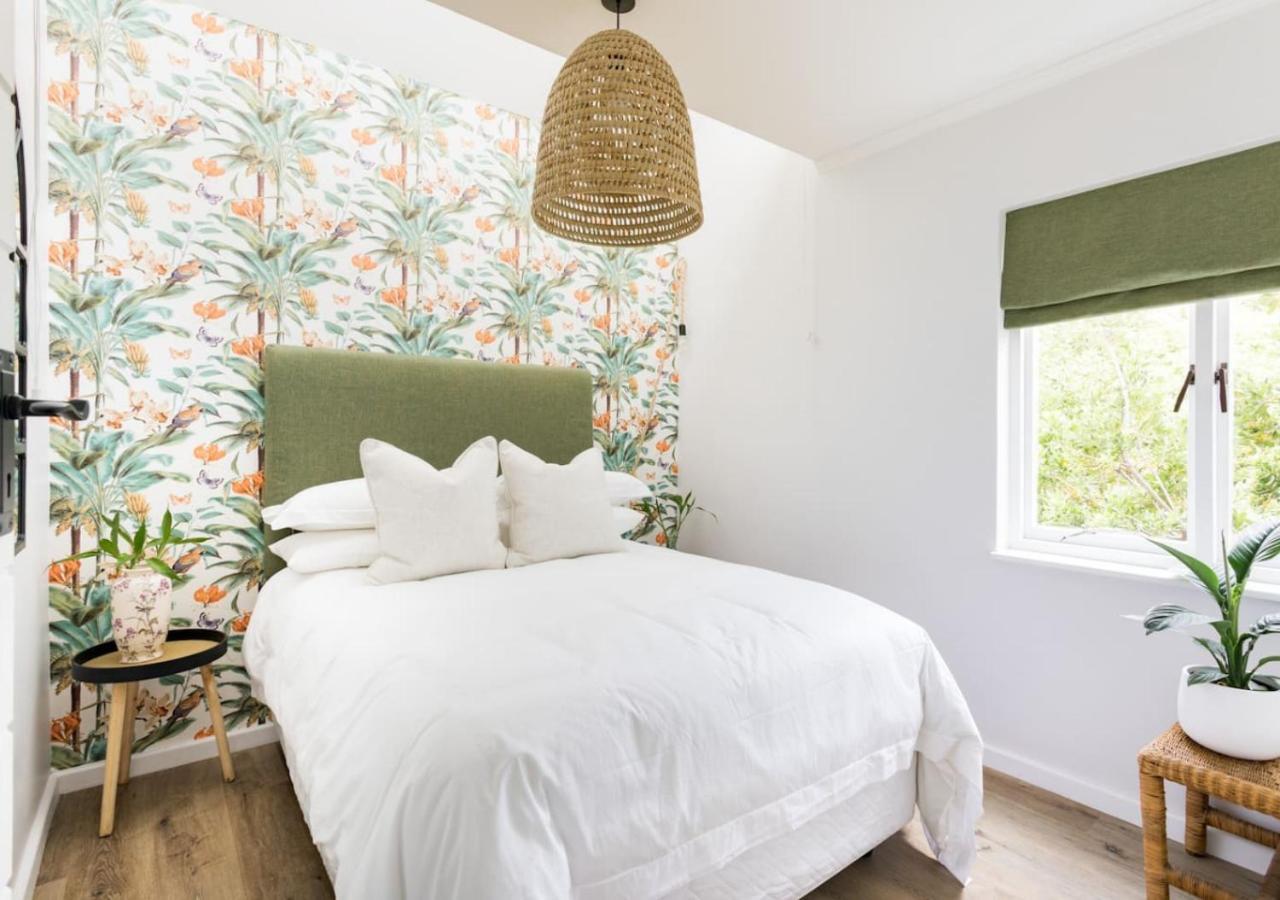 Plett Holiday Stay With Hut Tub ,Pizza Oven And Views Plettenberg Bay Kültér fotó